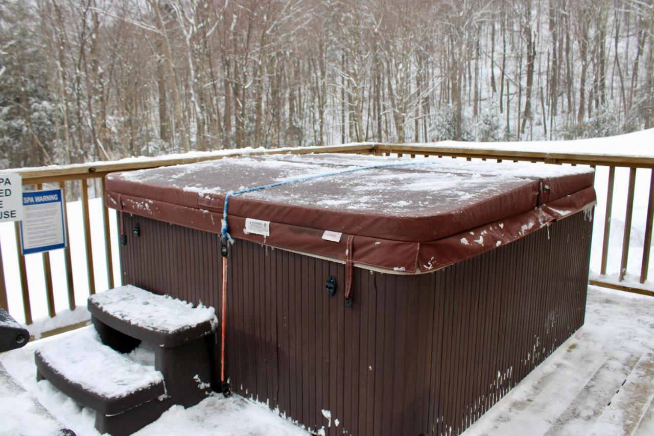 Condo 7 Slopeside With Private Sauna And Hot Tub Killington Exterior photo