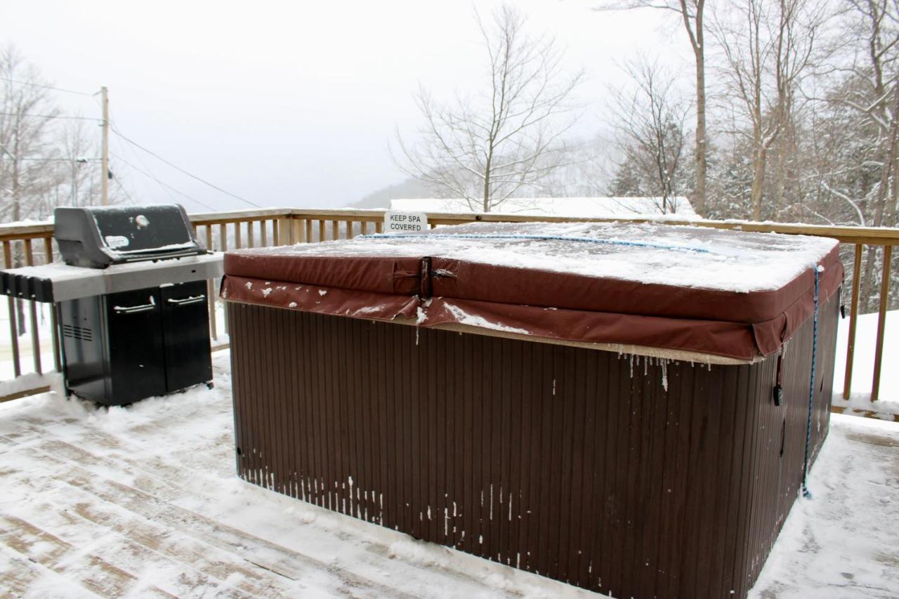 Condo 7 Slopeside With Private Sauna And Hot Tub Killington Exterior photo