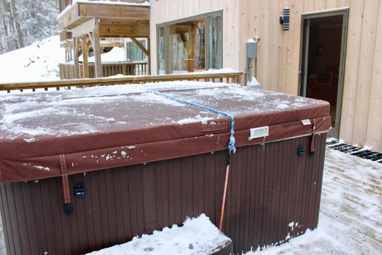 Condo 7 Slopeside With Private Sauna And Hot Tub Killington Exterior photo